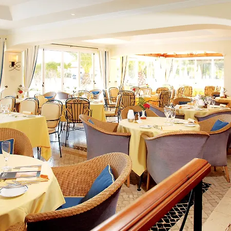 Semesteranläggning (resort) Dona Filipa 5*