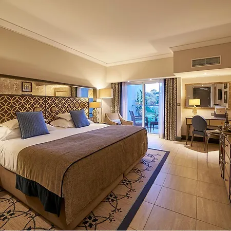 Dona Filipa Resort