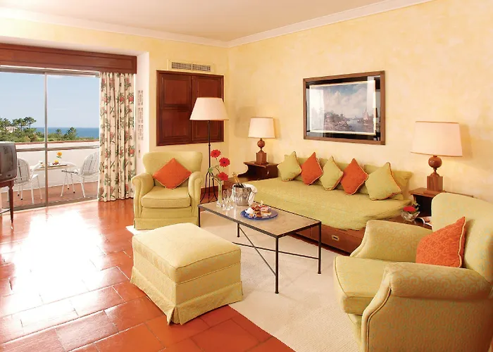 Dona Filipa Resort 5*