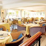 Hotel Dona Filipa 5*
