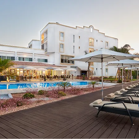 Resort Dona Filipa 5*